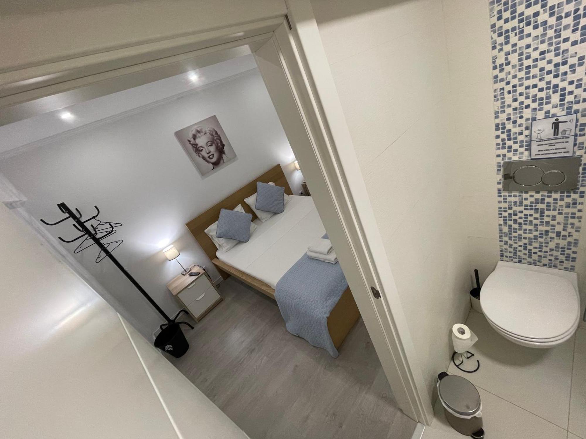 Airport Room Лиссабон Экстерьер фото