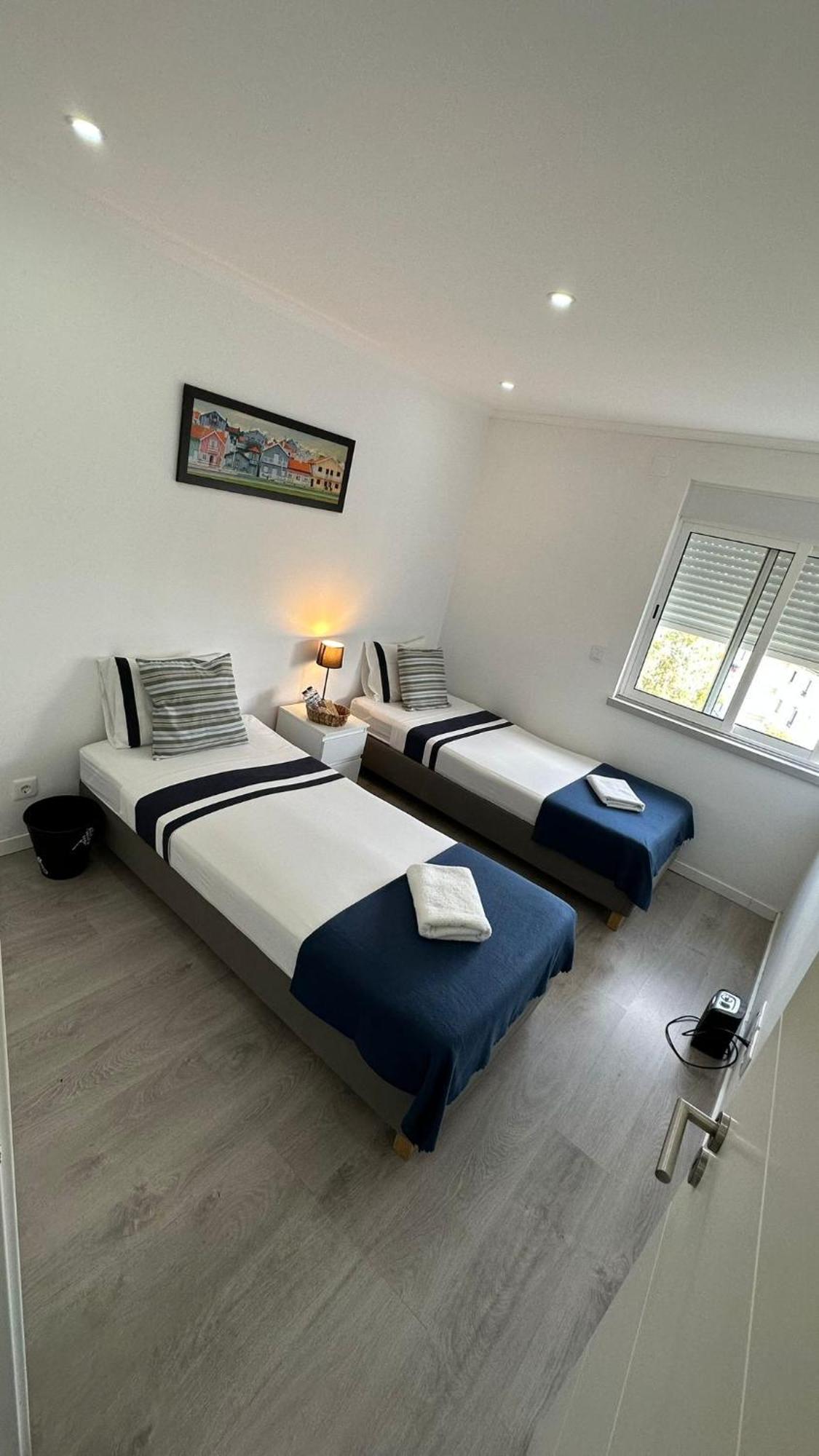 Airport Room Лиссабон Экстерьер фото